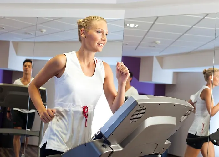 Gaestehaus Dorf-alm 호텔